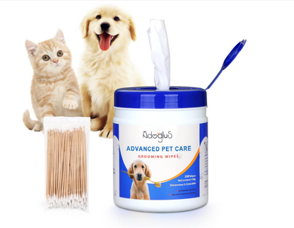 Pet Wipes w/ Free Cotton Swabs!